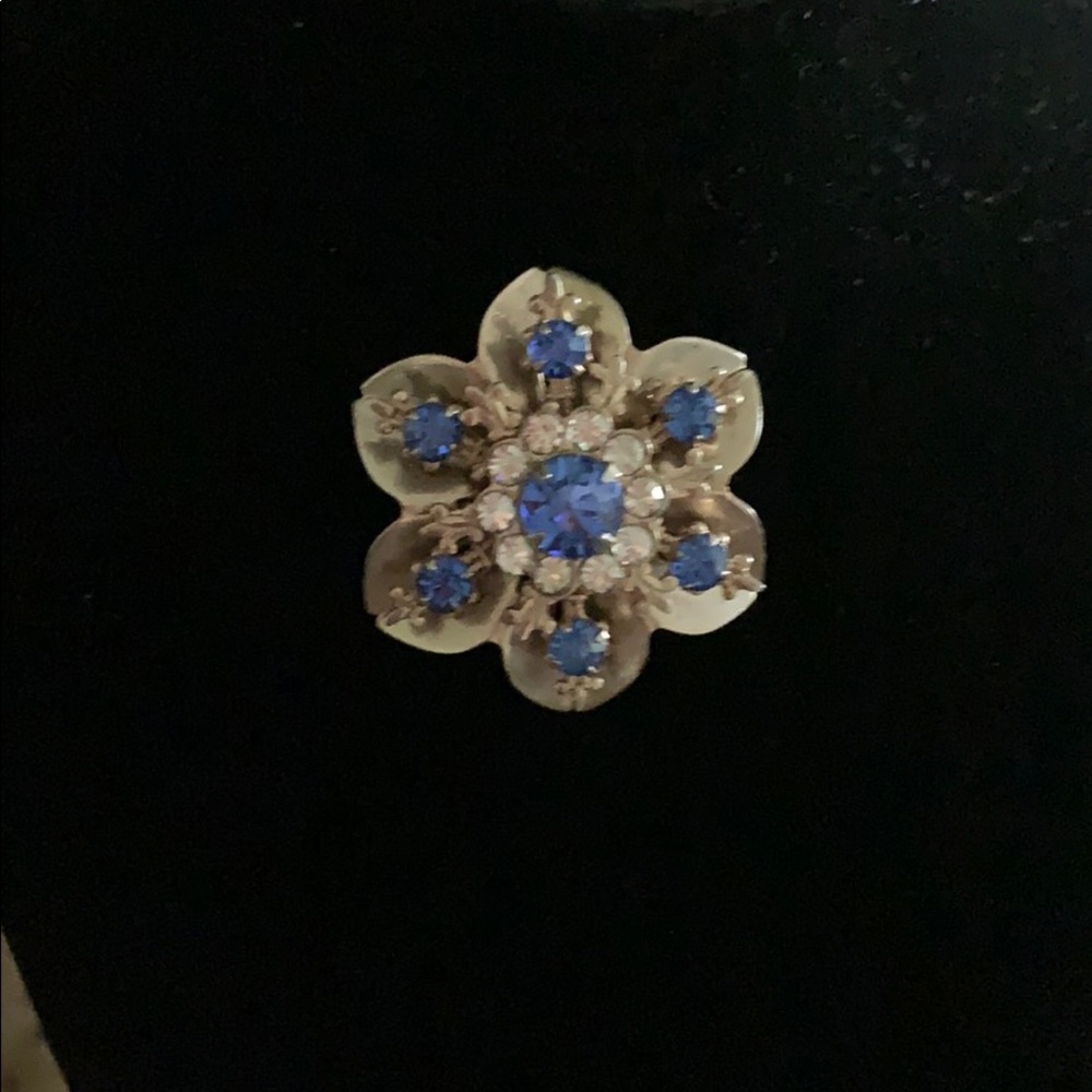 Vintage 6 Point Gold and Dark Blue Brooch -